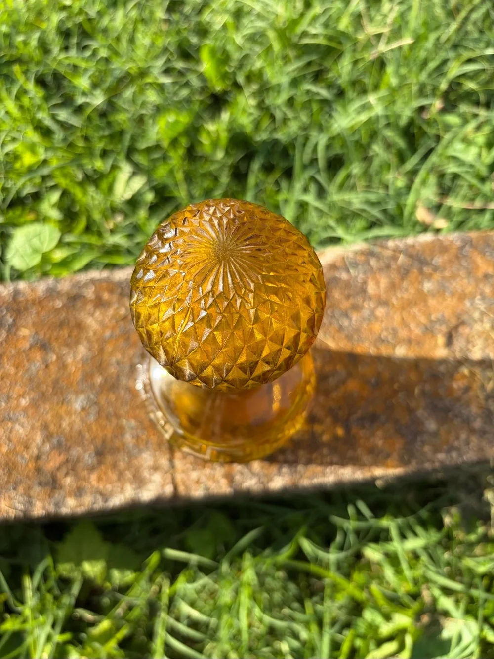 Amber Glass Decanter With Stopper